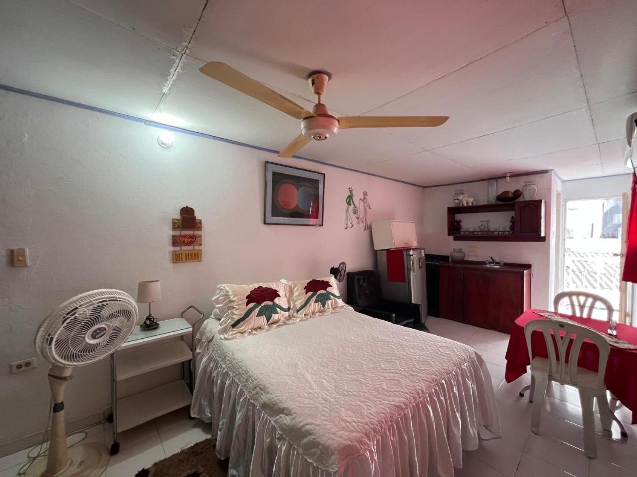 Apartamentos Y Estudios Manga Real Cartagena 外观 照片